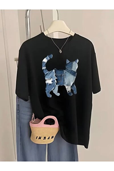 mercoledi تي شيرت برقبة دائرية كبيرة الحجم مطبوع عليه قطة من الدنيم