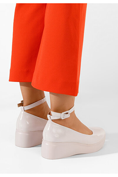 B T Shoes Béžové dámské polobotky na platformě Evelyne V2