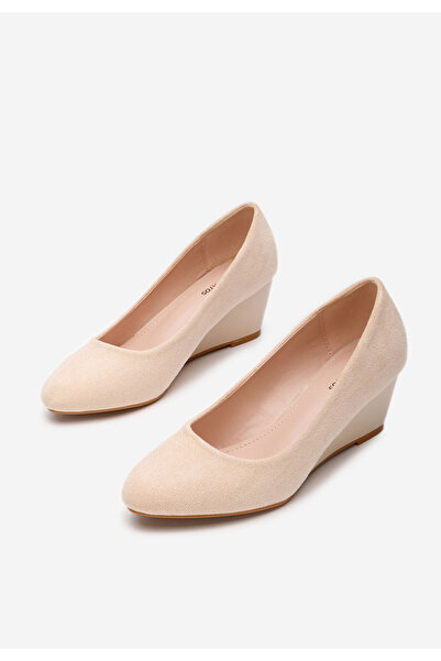 B T Shoes Béžové lodičky na klínku Cutiara V2