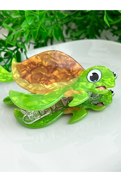 ALEYKA Acrylic Bone Cute Hair Clip with Turtle Figure