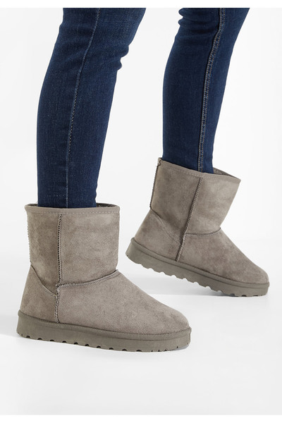 B T Shoes Women's gray fur boots Celesa