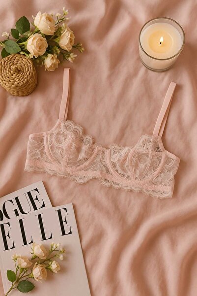 İntive Lingerie Soft Pink Bralet Panty Set with Lace Detailing - Stylish and Elegant Design