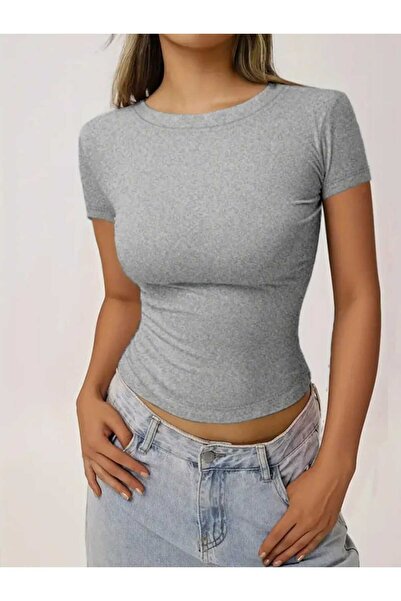 milio تي شيرت ليكرا برقبة دائرية للنساء بأكمام قصيرة