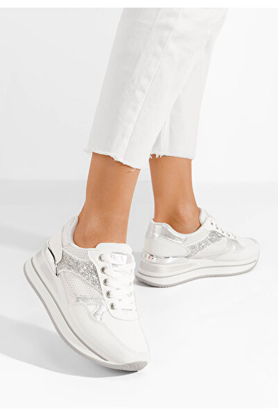 B T Shoes Bílé dámské tenisky na platformě Camora