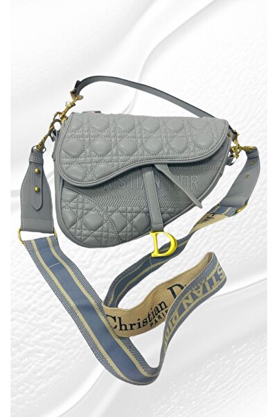 Generic Designer Textured Medium size Saddle bag with handle and Detatchable strap