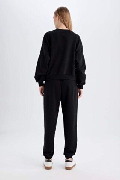 DeFacto Regular Fit Normal Kalıp Basic Sweatshirt