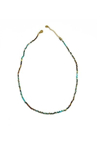 Twenty Eight 🌊   قلادة من الحجر الطبيعي باللون الفيروزي