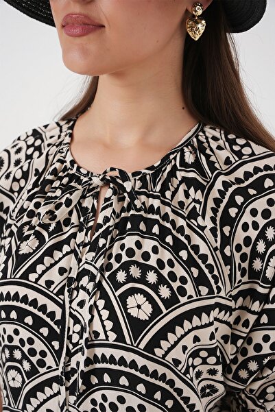 Hiccup Φόρεμα BDART με υφή με ζώνη