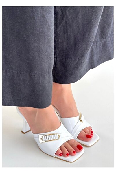 Zerenyus Παντόφλες Sief Λευκές λουστρίνι με τακούνι