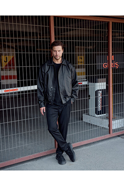 Renvo butik سترة رجالية سوداء بتصميم عصري مع سحاب