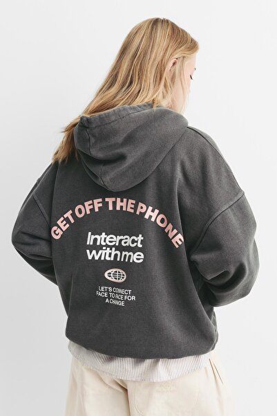 Pull & Bear Grafik ve yazılı kapüşonlu sweatshirt
