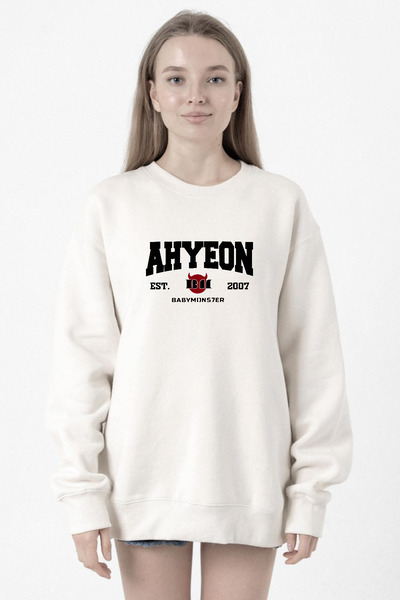 Tshirthane Ahyeon Babymonster Est White Women's 2Ip Sweatshirt