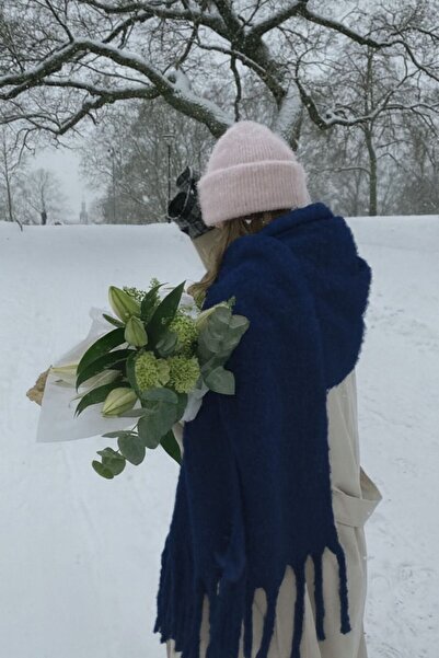 Goldmine Unisex Puffy ελαφρύ κασκόλ σε μπλε ναυτικό