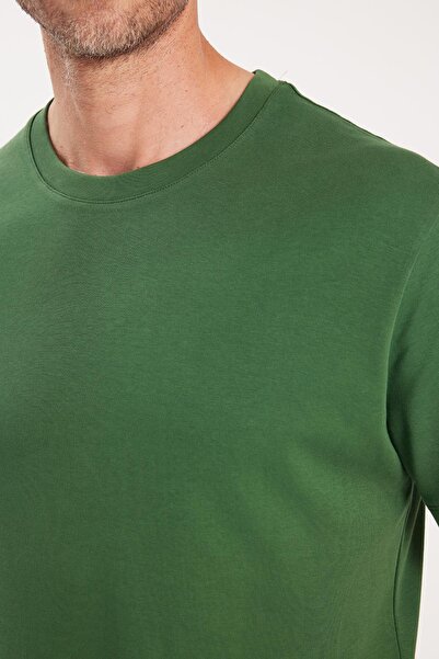 Tudors Unisex Relax Fit Comfortable Cut 100% Cotton Soft Textured Lightweight Thick Dark Green Crew Neck T-Shirt