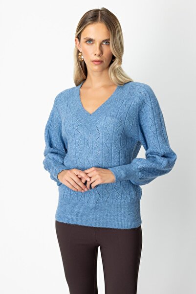 ON Sim Detaylı V Yaka Kazak