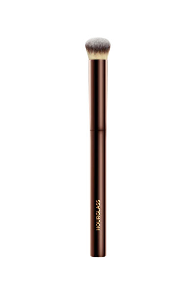 HOURGLASS Vanish ™   Seamless Finish Concealer Brush