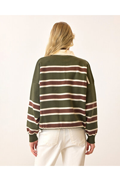 AÈC PRIVÈ ΓΥΝΑΙΚΕΙΟ ΠΟΛΟ ΠΛΕΚΤΟ ΦΟΡΜΑ ΜΕ ΛΙΝΑΡΙΑ (ΤΑΙΡΙΑΖΕΙ ΣΕ ΜΕΓΕΘΟΣ 36-40)