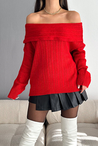Noa Noa Women's Red Off-Shoulder Knitwear – Bold & Feminine Winter Style