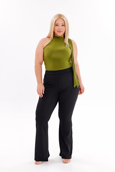 Siyezen Plus Size Flared Crepe Fabric Trousers