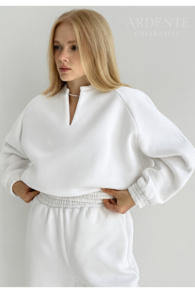 Arz giyim Set de trening Ardente Collective cu decolteu în V, alb, sezon nou,...
