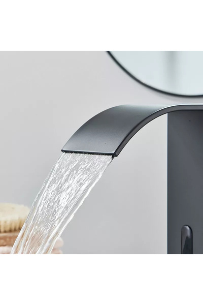 BisDesign ® Bathroom Sink Faucet, Sensor, Matte Black Finish, Size 15cm