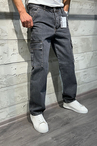 thesunfyre Men's Straight Cut Cargo Pocket Fit Baggy Jeans