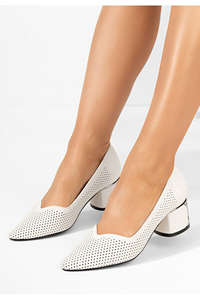 B T Shoes Bílé lodičky na hrubém podpatku Ariael