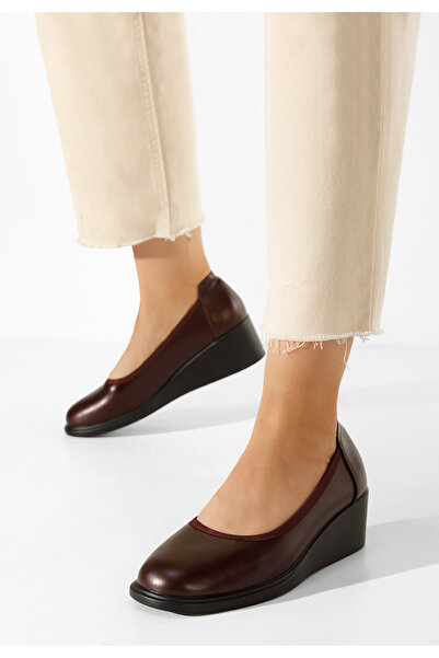 B T Shoes Brown Coranda platform shoes