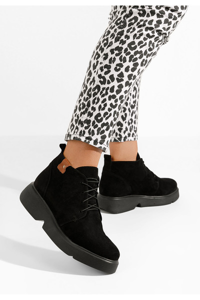 B T Shoes Γυναικεία δερμάτινα μποτάκια Arania Μαύρα