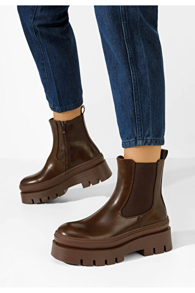 B T Shoes Hnědé kotníkové kozačky na platformě Solia