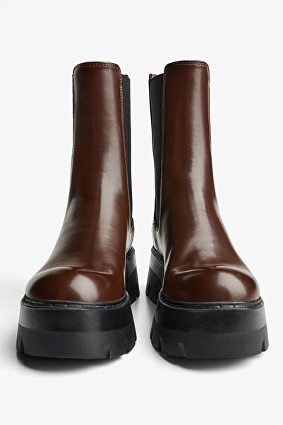 Bershka Elastik detaylı bot