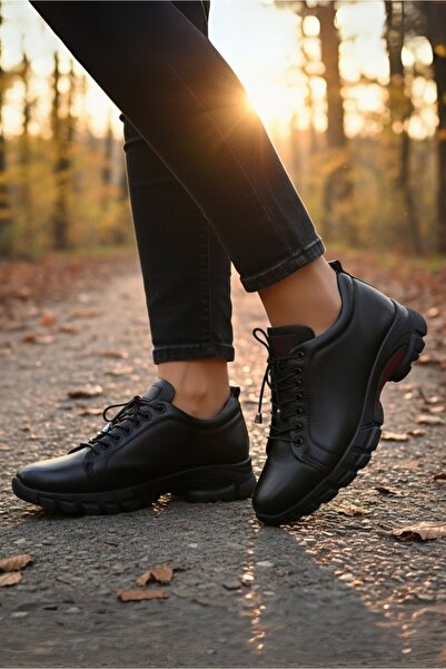 İskarpin Γυναικεία δερμάτινα παπούτσια Femi 889