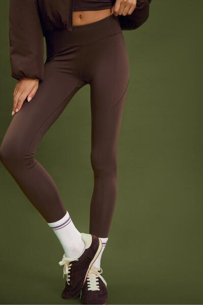 Stradivarius Cut-out cropped leggings