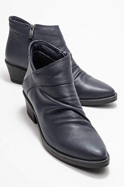 LuviShoes RULE Lacivert Hakiki Deri Kadın Kalın Topuklu Bot
