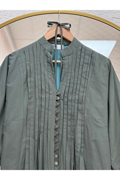 BENAHOLL Φόρεμα Loryla με ραβδώσεις στο μπροστινό μέρος με ρέλι Voile-EK606.1 Χακί