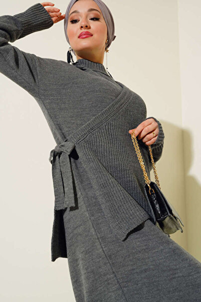 MY QILAM yandan bağlamali yelekli triko elbise standart beden (36/44 arasi) Gri