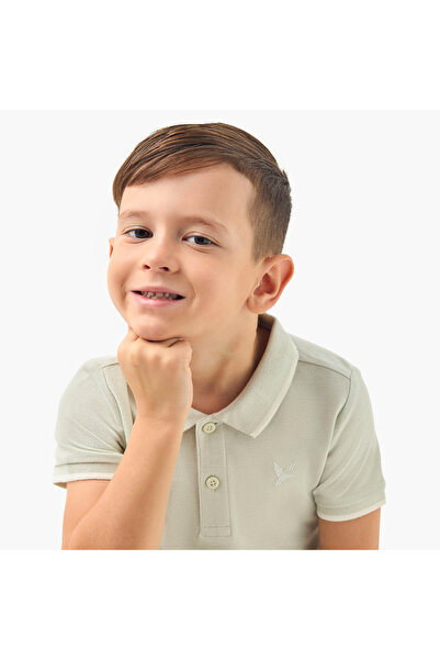 Juniors Solid Polo T-shirt with Short Sleeves