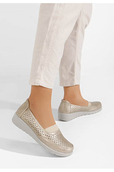 B T Shoes Zlaté dámské mokasíny Bevena