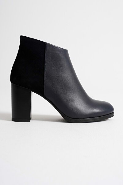 ANALİN SHOES Kadın Hakiki Deri Arkası Süet Detaylı Topuklu Bot - Lacivert