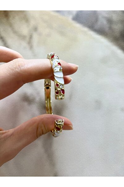 Vitastyle Flower Motifed Minelli Stone Detail Clamp Bracelet