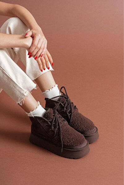 yezy shoes حذاء نسائي طبي مصنوع من جلد البقر السويدي بنعل سميك مع فرو من الدا...