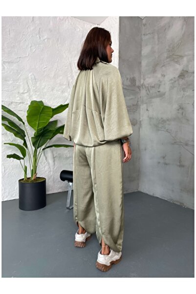 Elif Özbey Butik Çağla Green Front Zippered Bomber Satin Jacket