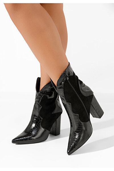 B T Shoes Černé kotníkové boty na podpatku Camea