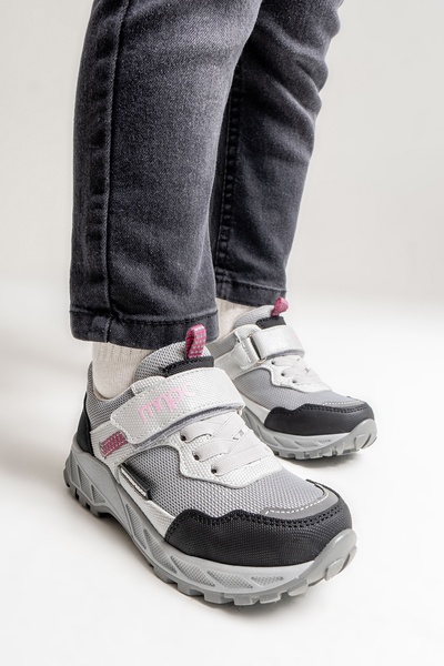 mnpc Kız Çocuk Gri-Pembe Su Geçirmez Anatomik Günlük Ayakkabı