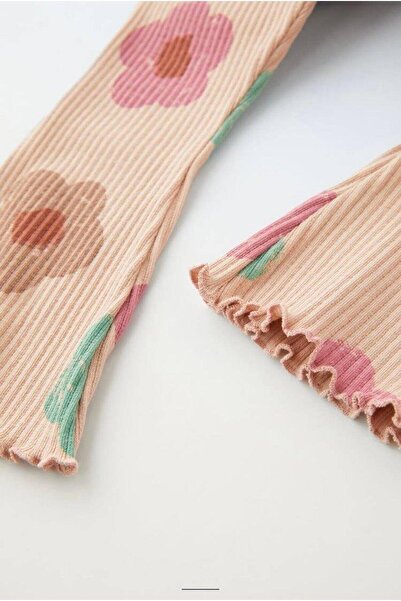 Magu Lány pamut bézs színű, virágmintás pulóver és melegítő szett - A jövő ma kezdődik szlogen