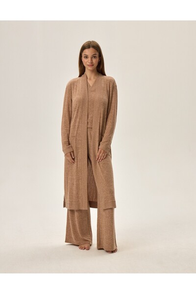 Henderson Domestic comfort women's bathrobe with knee length and practical pockets and practical style | Fudge