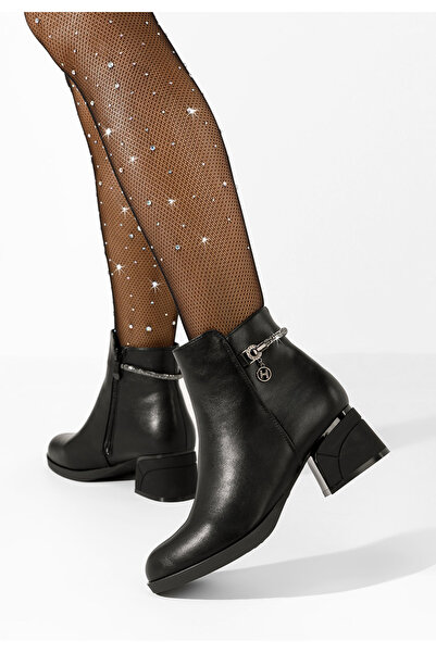 B T Shoes Černé kotníkové boty na podpatku Lumisphera