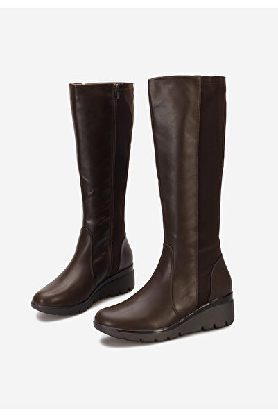 B T Shoes Hnedé kozačky na klínku Daneria