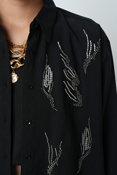 Orfeo Negro Women's Solid Color Oversize Shirt with Stone Embroidery on the Front