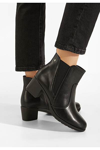 B T Shoes Μποτάκια με χοντρό τακούνι Μαύρα Verona